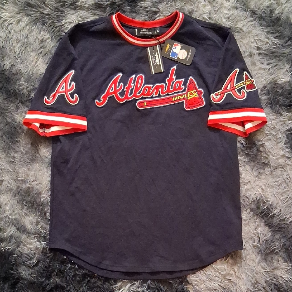 NWT. Pro Standard Navy Blue Atlanta Braves Jersey Shirt